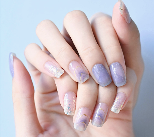 Tại sao nên nhập phụ kiện nail Trung Quốc